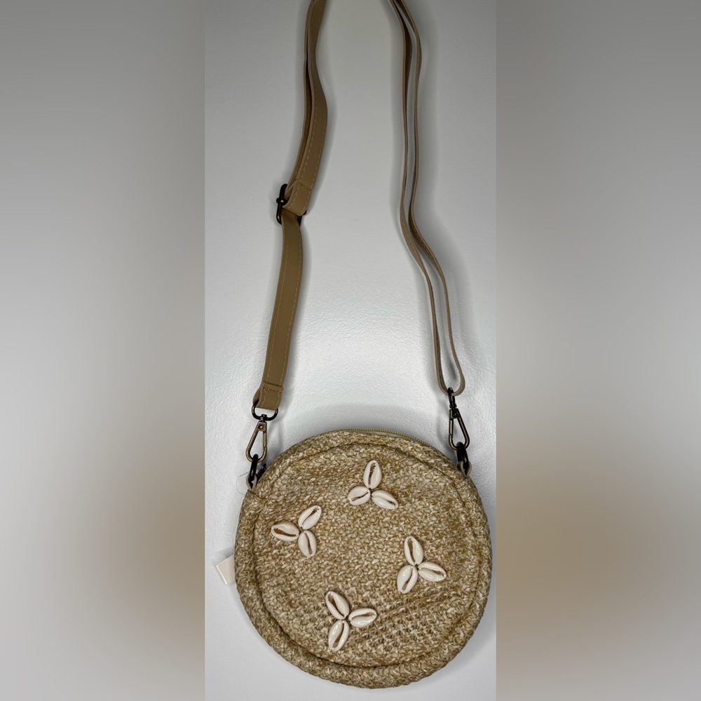 Tan Woven Crossbody Bag with seashell accents summer